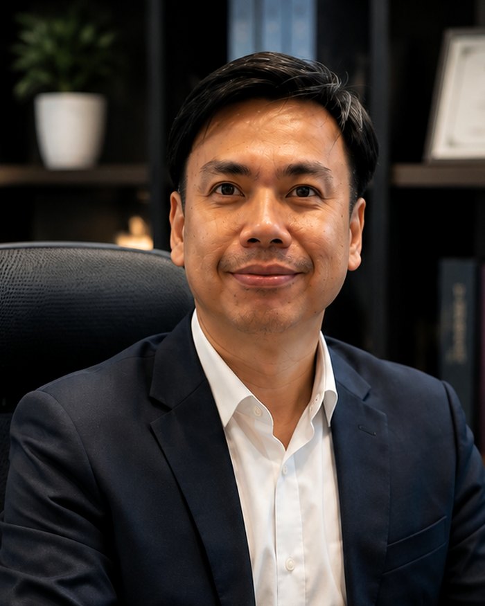 คุณศุภโชค โชติสถิตกุล